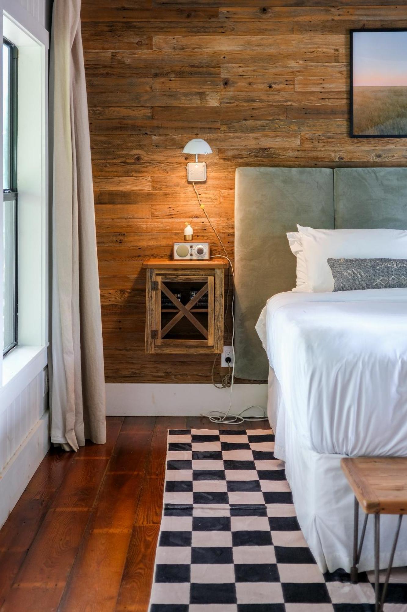 Hotel Camp Comfort